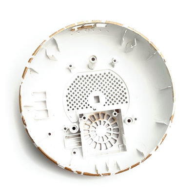 Stampaggio ad iniezione di coperture in plastica