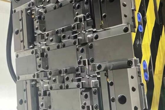 STEP Medical Plastic Injection Mould Customized Low-Cost Mold Design & Making Produzione