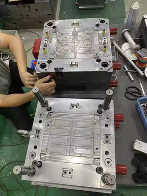 Servizio di stampaggio a iniezione di ABS