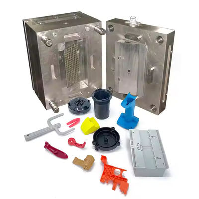 Progettazione di stampi per iniezione di plastica Fabbricazione di ABS PP PE PVC fabbricazione su misura