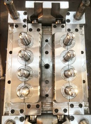 Produttore di modelli medici ad alta precisione Stampo di preforma per iniezione di plastica con cavità del nucleo S136